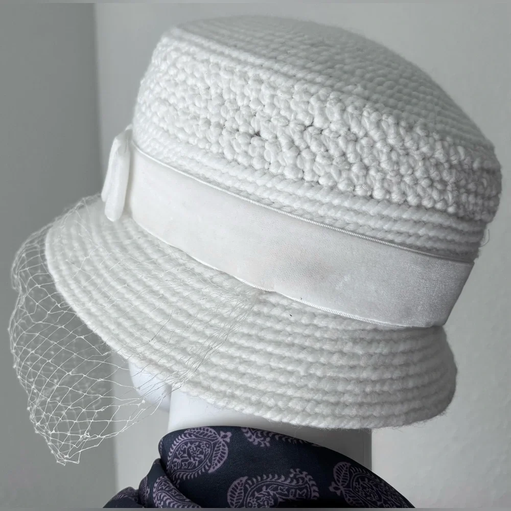 Everitt Vintage Hat Wool bucket bow fishnet face cover Cream White 6.75” Opening - Picture 2 of 9